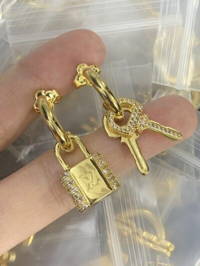 New Arrival Lv Earring J1017.